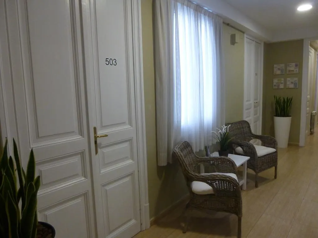 Pension Iznajar Barcelona Spain
