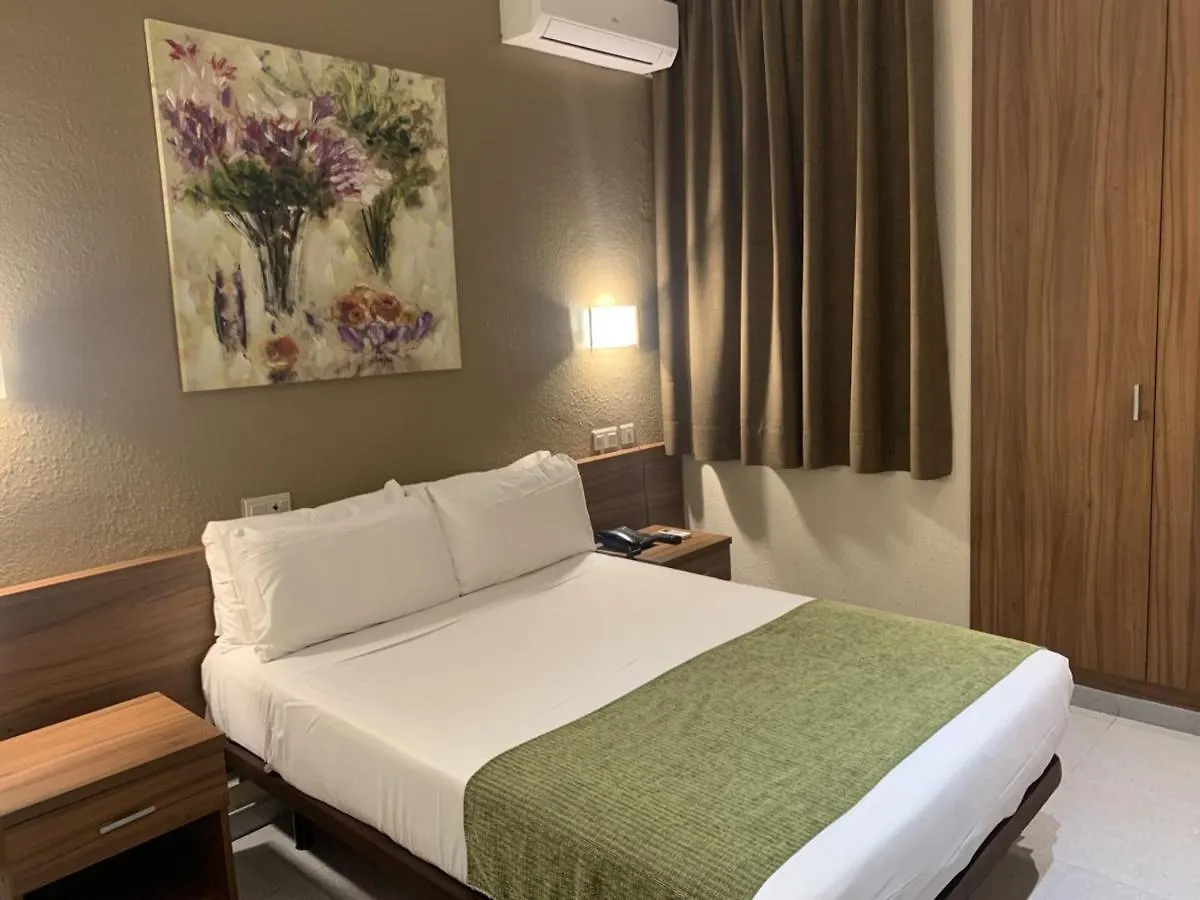 Pension Iznajar Barcelona 2*,