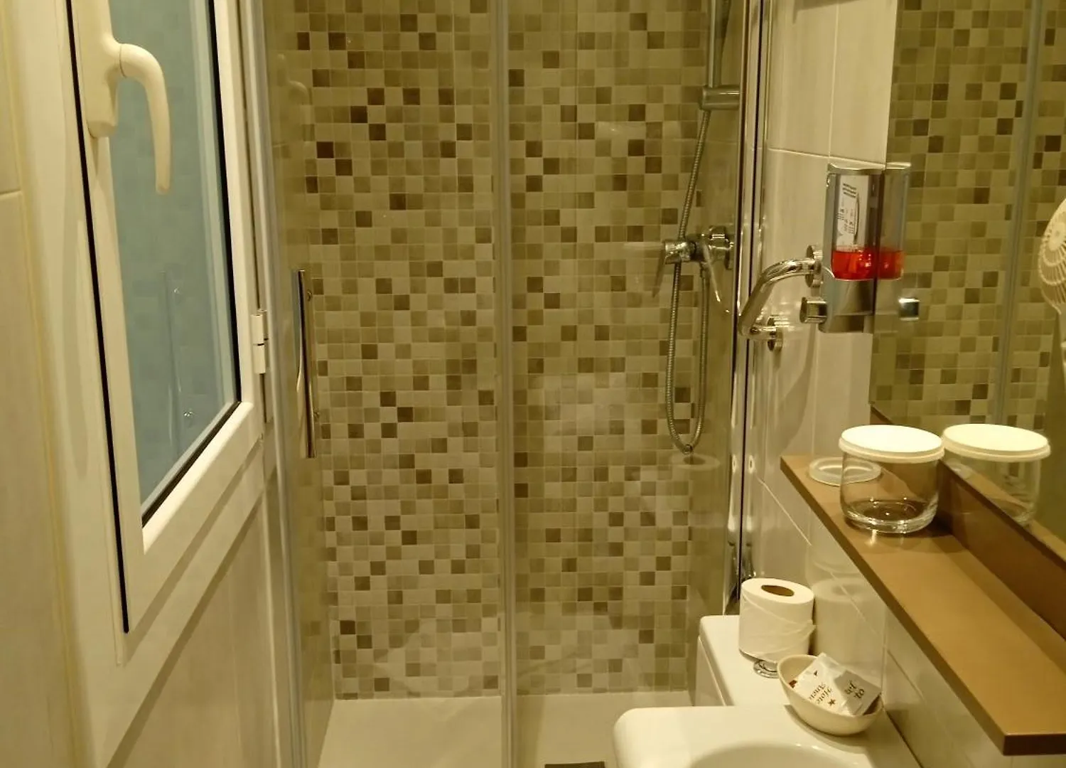 ** Guest house Pension Iznajar Barcelona Spain
