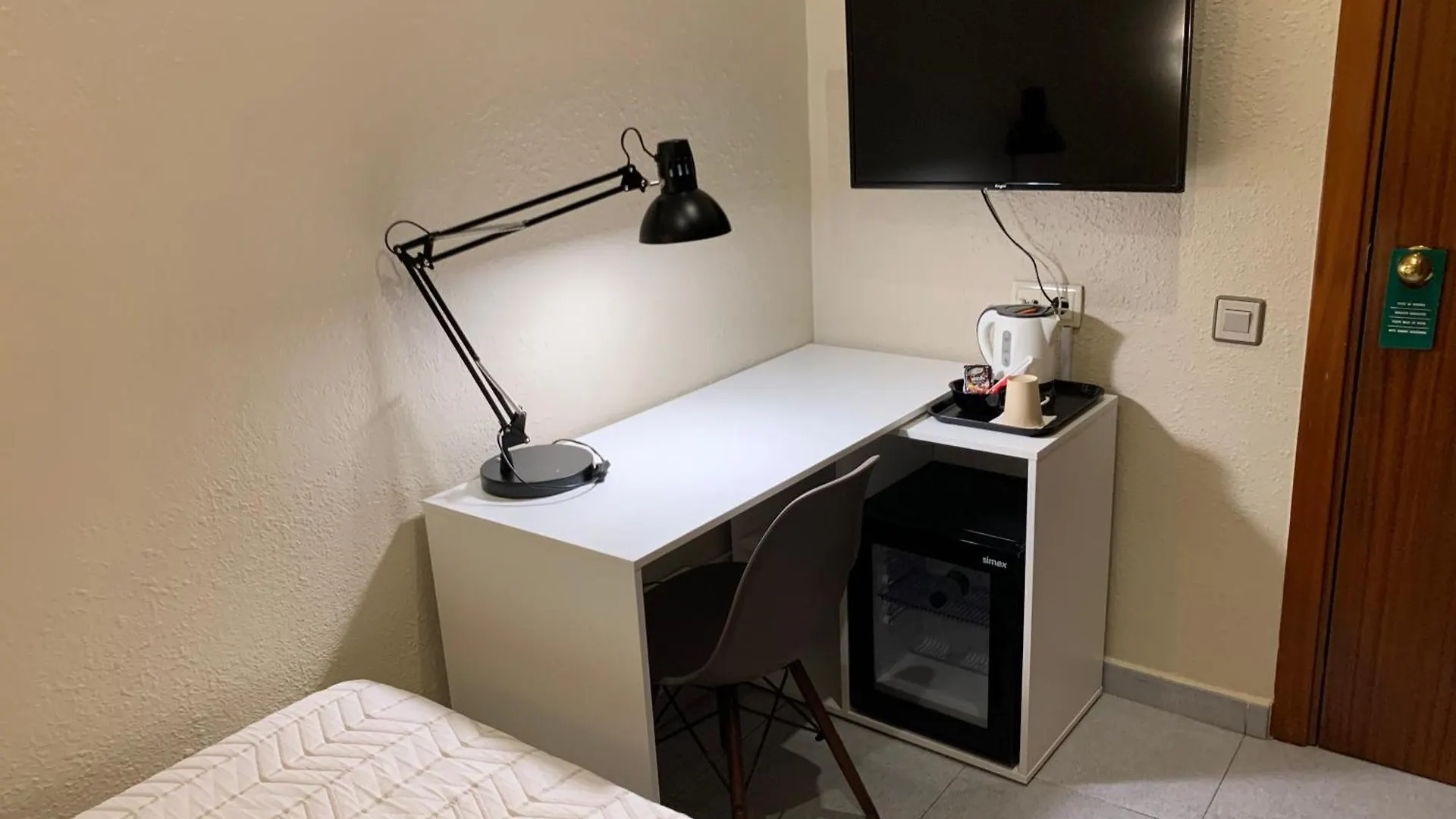 Pension Iznajar Barcelona